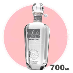 Tequila Revolucion Blanco 700 ml
